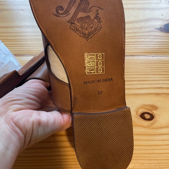 Free People Brown Leather Cross-Strap Sandals - Picture 2 of 5